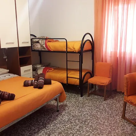 Alojamento de Acomodação e Pequeno-almoço I Due Baroni - Fronte Campus Bari