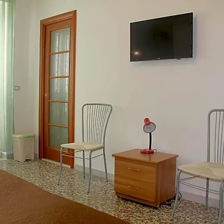 I Due Baroni - Fronte Campus Bed & Breakfast