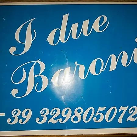 I Due Baroni - Fronte Campus Bed & Breakfast 3*