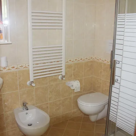 I Due Baroni - Fronte Campus 3*